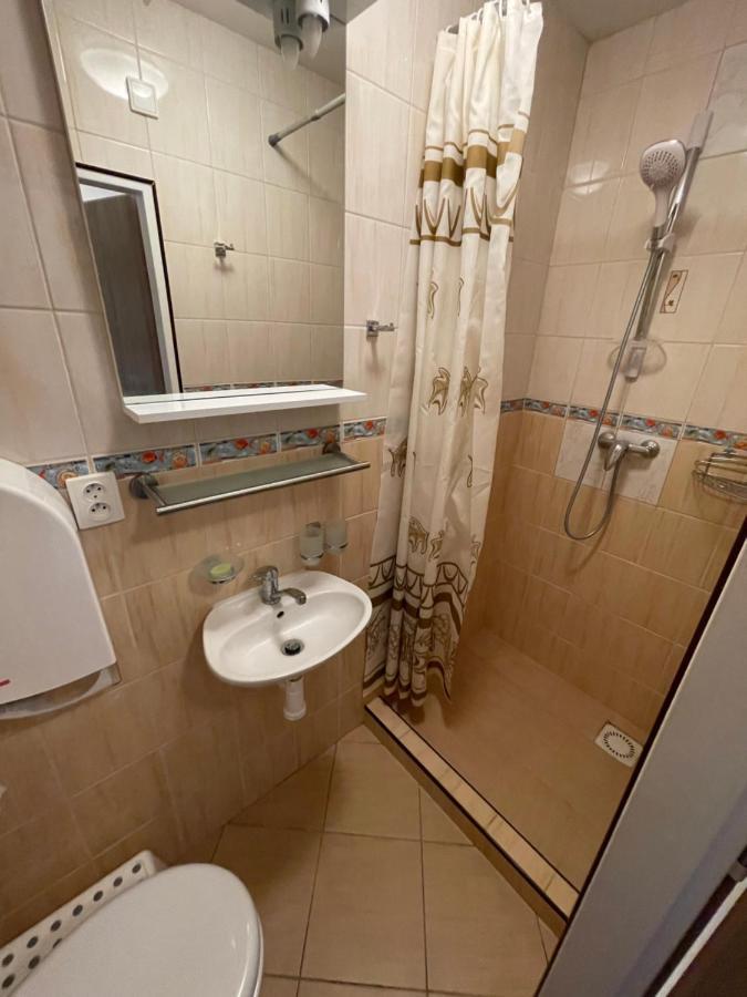 Maxovo Kralovstvi Daire Rovensko pod Troskami Dış mekan fotoğraf